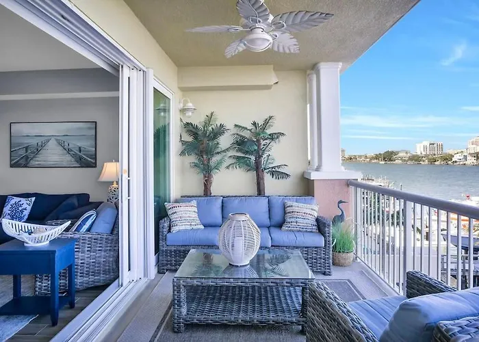 Waterfront -3br - 2kings -pool Balcony -