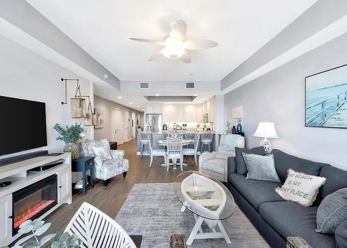 Waterfront -3br - 2kings -pool Balcony - * Clearwater Beach