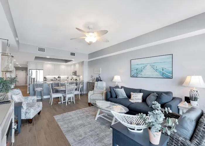 Waterfront -3br - 2kings -pool Balcony - Apartment *