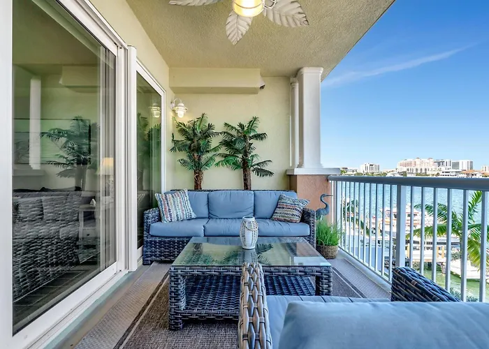 Waterfront -3br - 2kings -pool Balcony - * Clearwater Beach